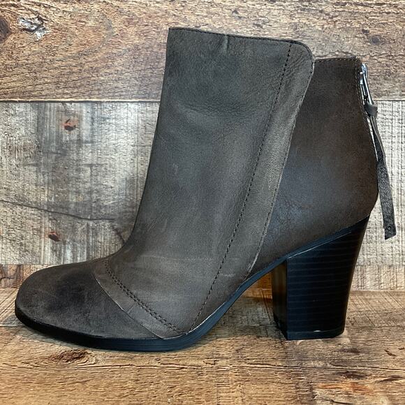 Bar III Jillian Heeled Leather Zip Back Brown Boots Booties Ankle Size 7 - Picture 6 of 10